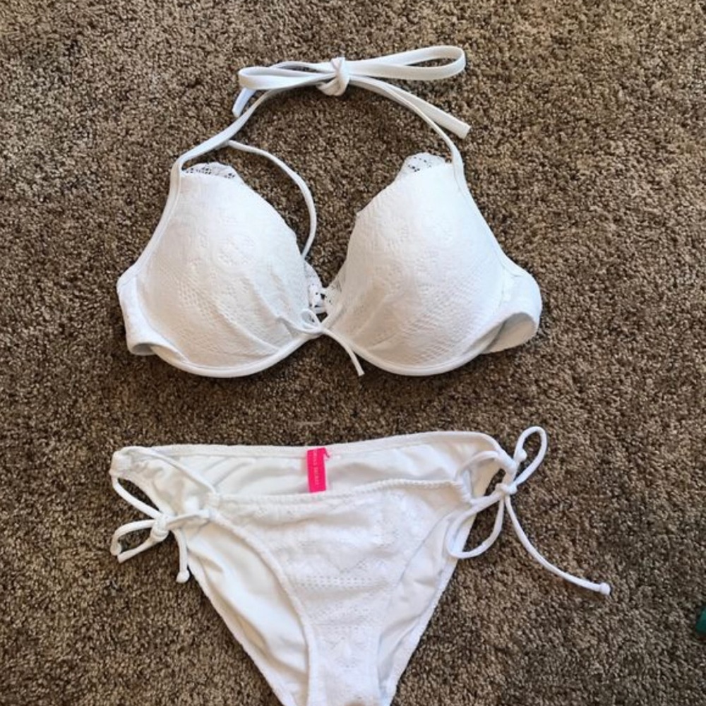 Victoria’s Secret Bikini